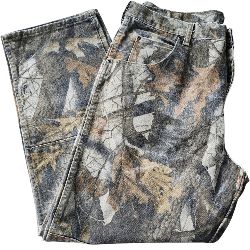 Wrangler Real Tree Camo Vintage Double Knee Jeans. Sz. 42x30